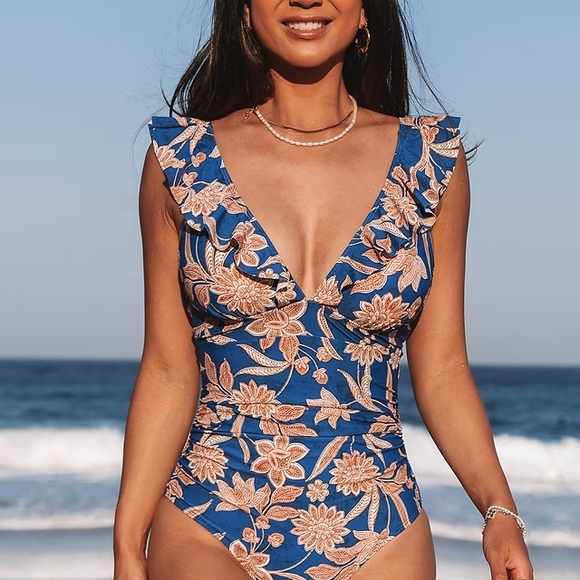CUPSHE BLUE FLORAL RUFFLE TRIM CUT-OUT BACK ONE-PIECE SWIMSUIT SIZE LARGE NWT - Picture 2 of 3